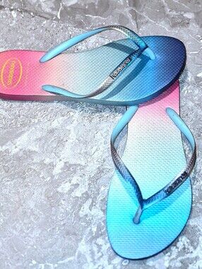 Havaianas Slim Gradient Sunset Ombre Flip Flops Size 11/12